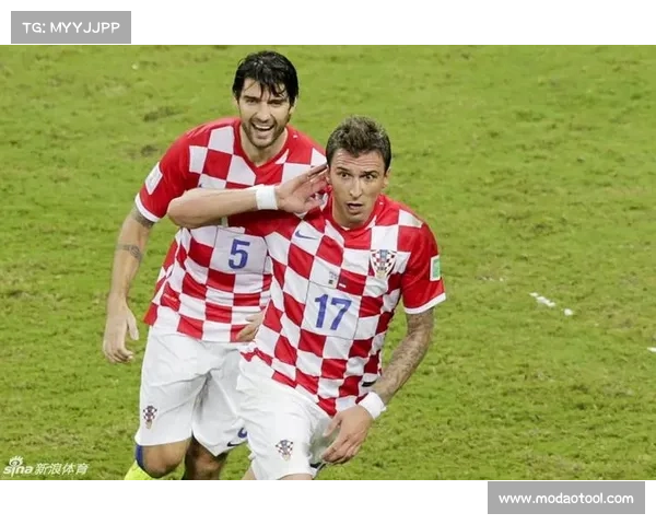 中国足球与巴西历史交锋回顾及其影响力分析