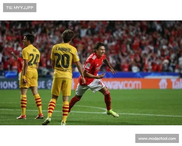 如何深入了解巴塞罗那所属球队的历史背景和现状分析